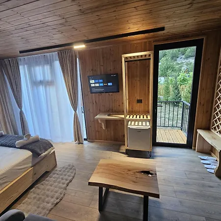 Villa Eagle